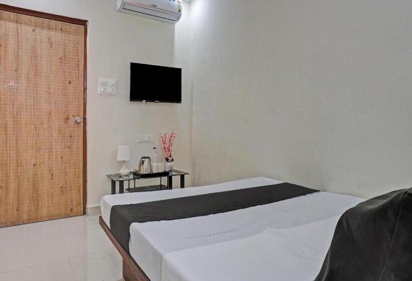 호텔 Oyo Nutan Lodging