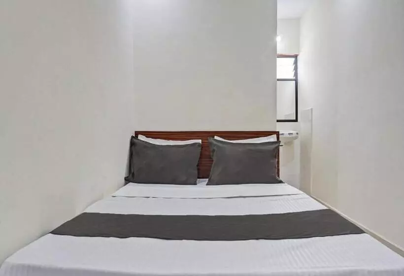 ホテル Oyo Nutan Lodging