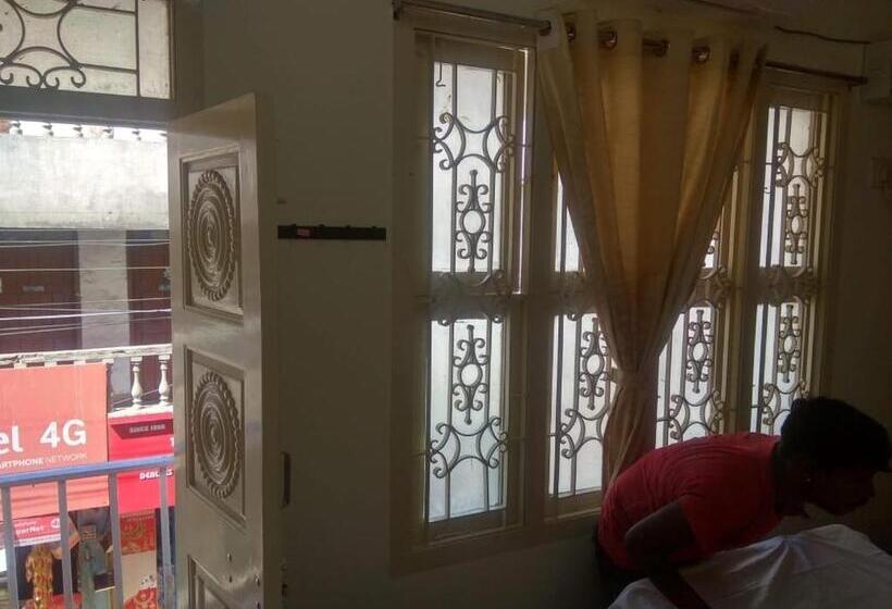 فندق Pmr Enclave Near Apollo Hospital