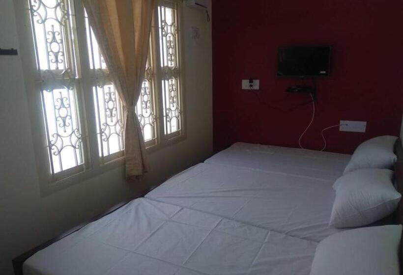 فندق Pmr Enclave Near Apollo Hospital