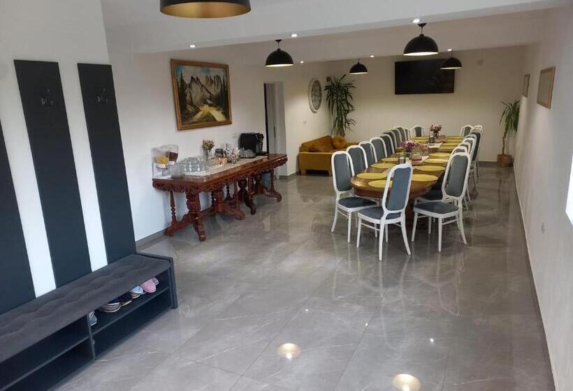 پانسیون Casa Bobu Arieseni