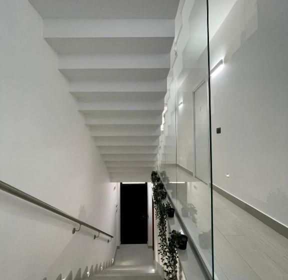 פנסיון Pizzuco Holiday Rooms