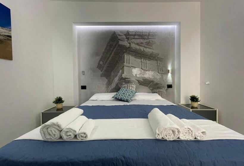 פנסיון Pizzuco Holiday Rooms