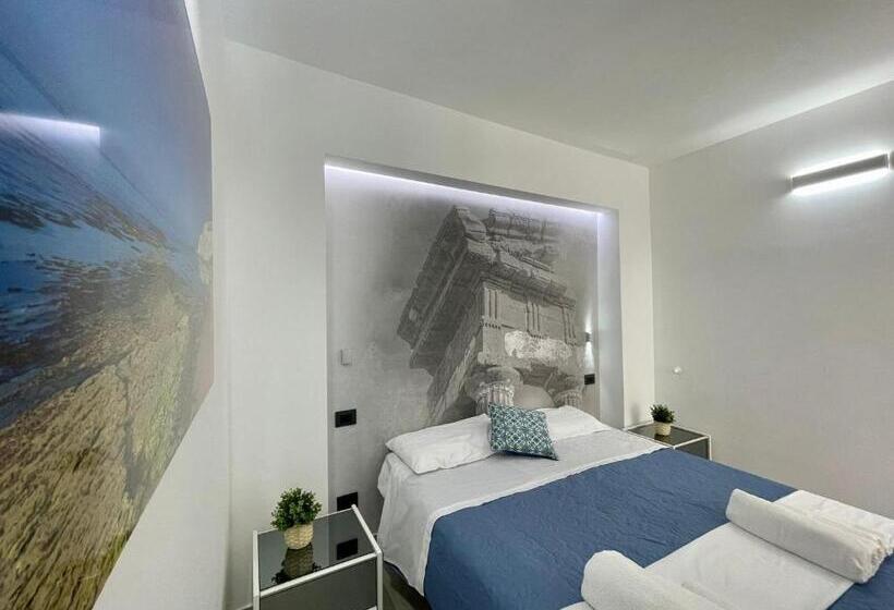 פנסיון Pizzuco Holiday Rooms