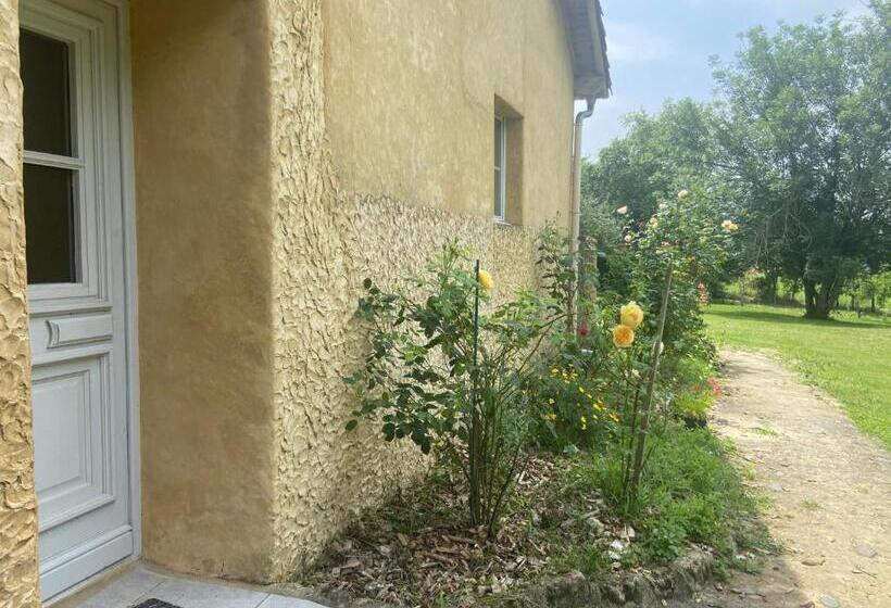 פנסיון La Grange De Garac