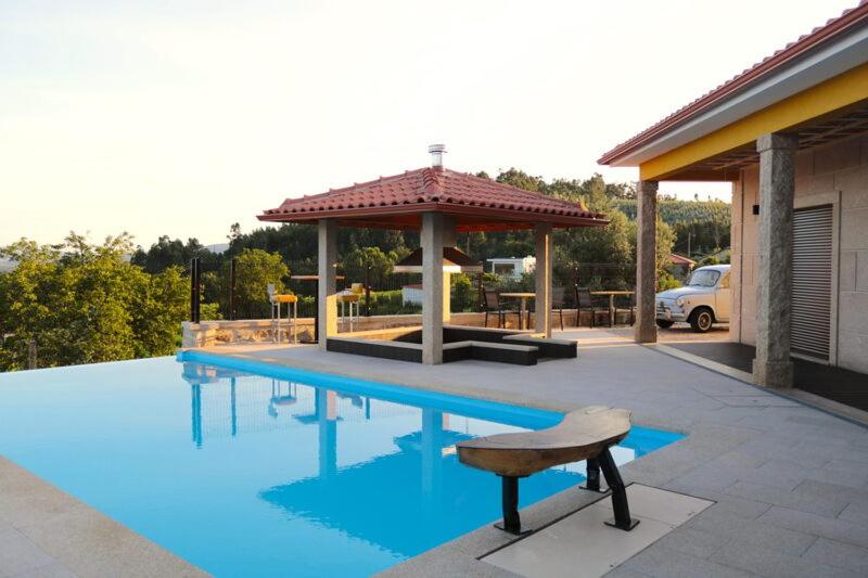 پانسیون Room Le Bisou