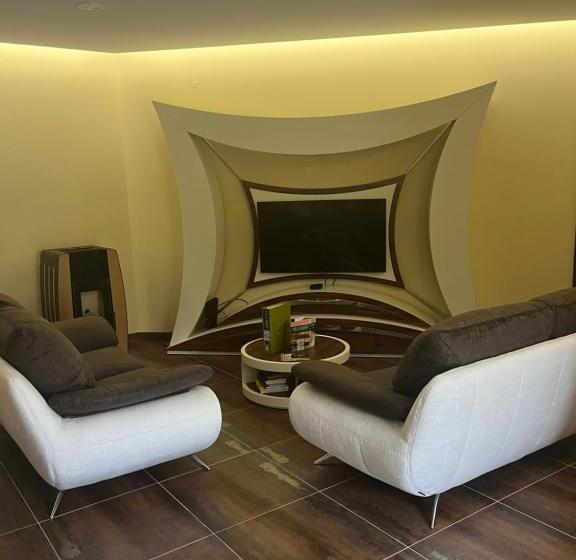 پانسیون Room Le Bisou