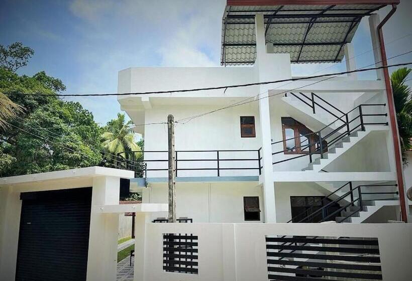 ペンション Samarathunga Guest House