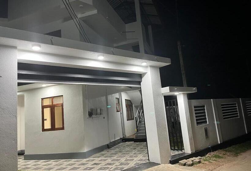 ペンション Samarathunga Guest House