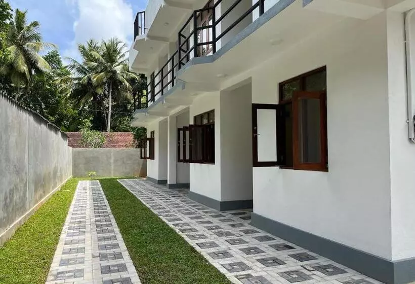 ペンション Samarathunga Guest House