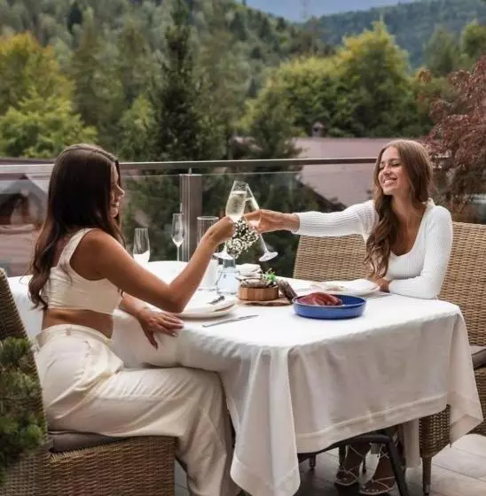 ведмежа гора Family Resort & Spa