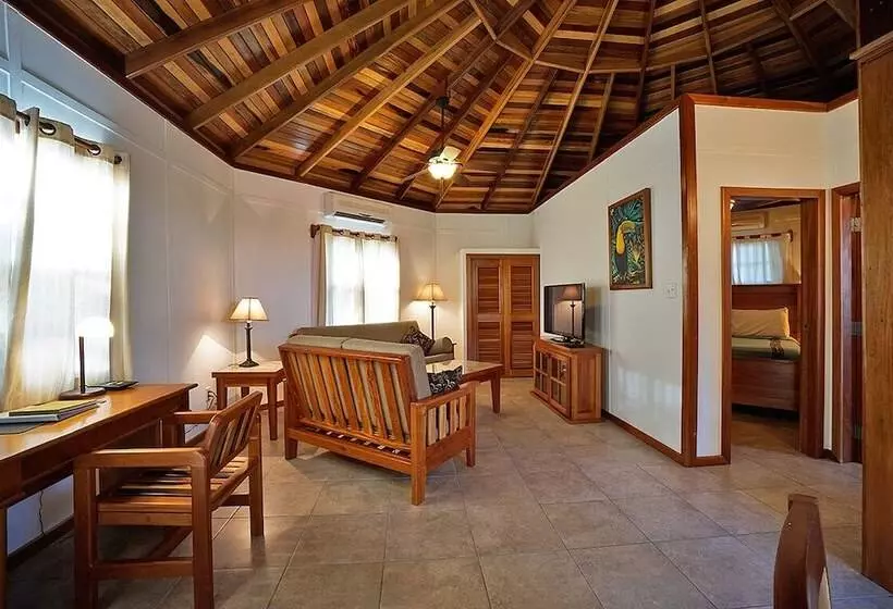 Hotelli Cocotal Inn And Cabanas