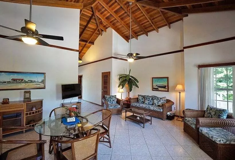 Hotelli Cocotal Inn And Cabanas