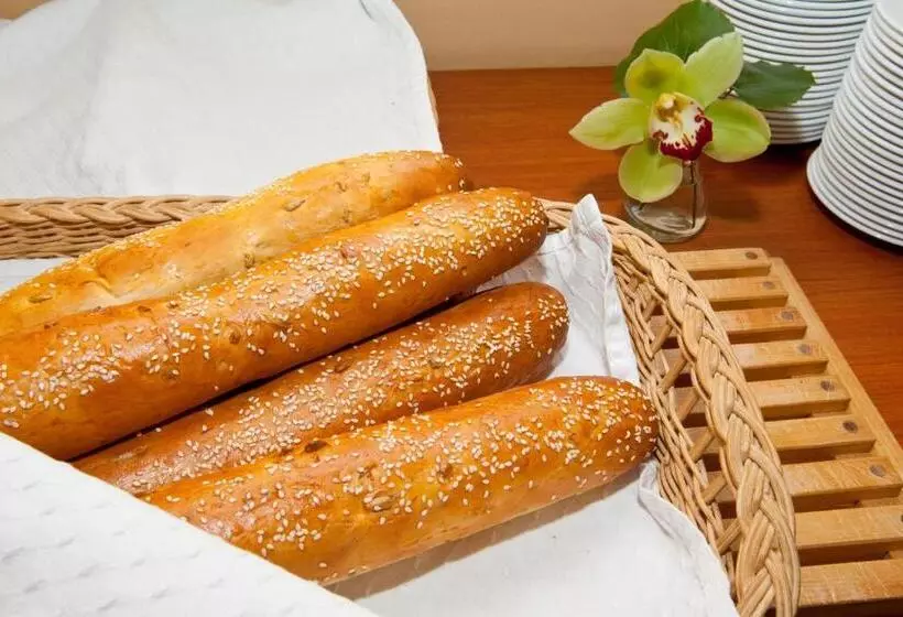 هتل Mardi