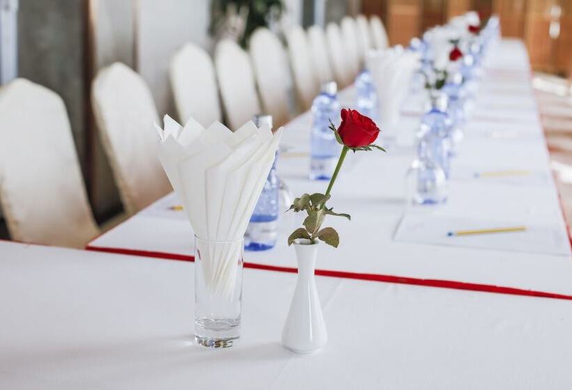 هتل Royal Taunggyi