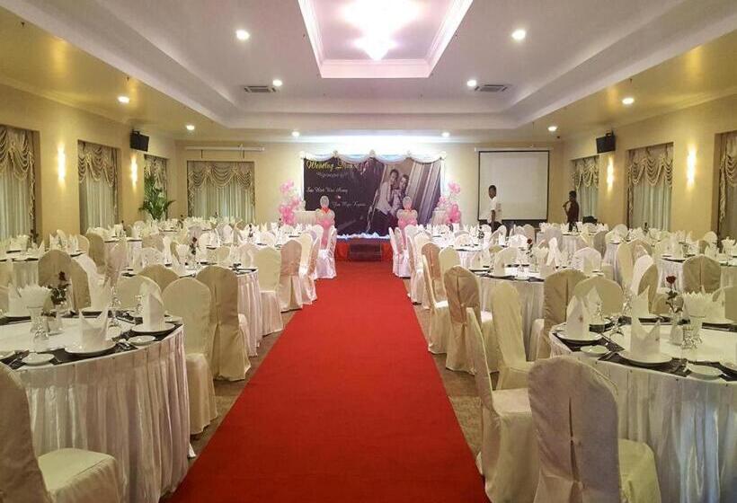 هتل Royal Taunggyi