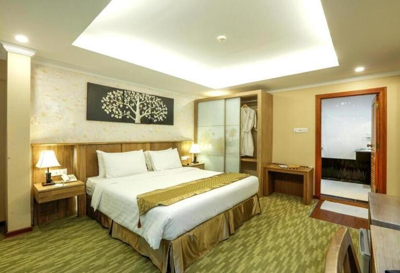 هتل Royal Taunggyi