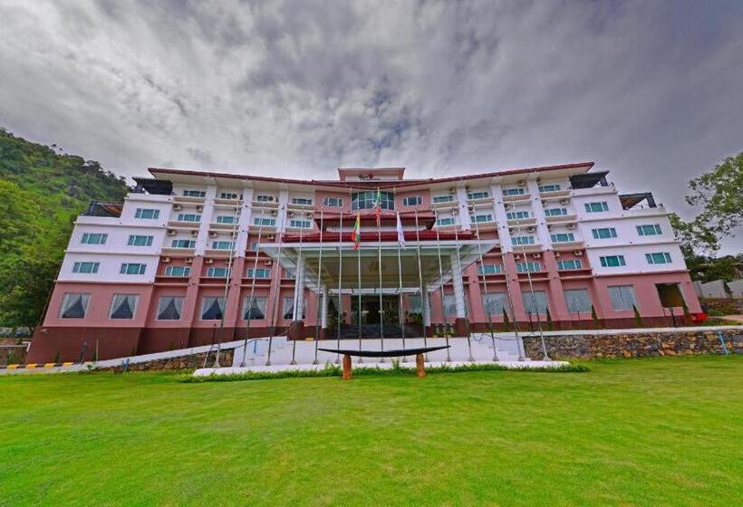 هتل Royal Taunggyi