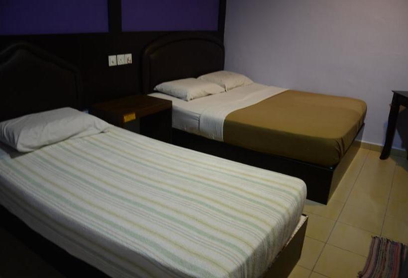 Hotel The Uni Garden