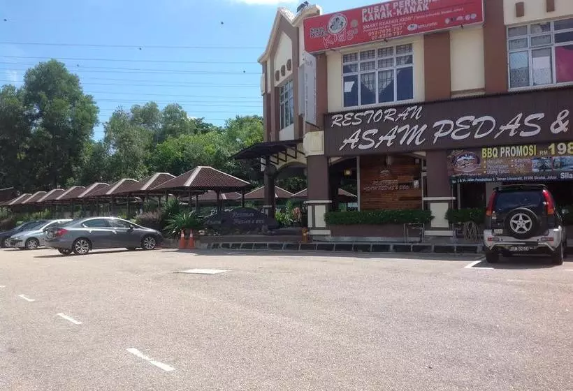 ホテル The Uni Garden
