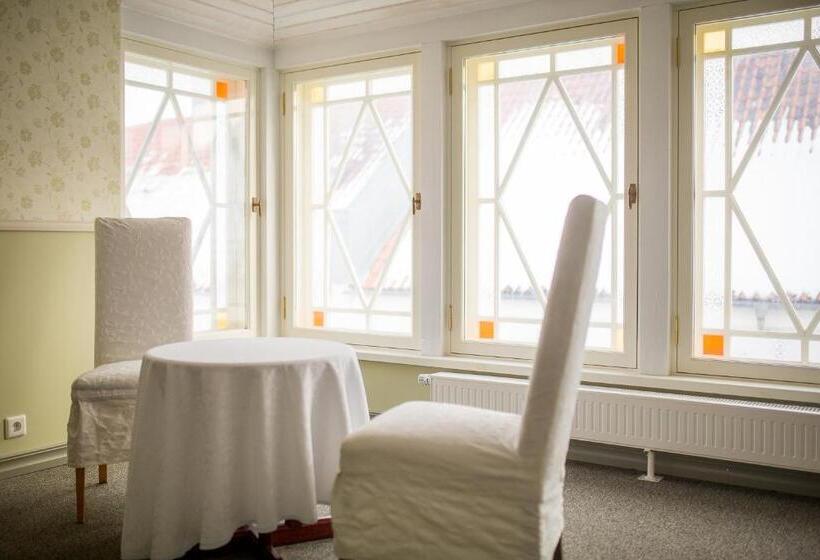 هتل Vanalinna Boutique