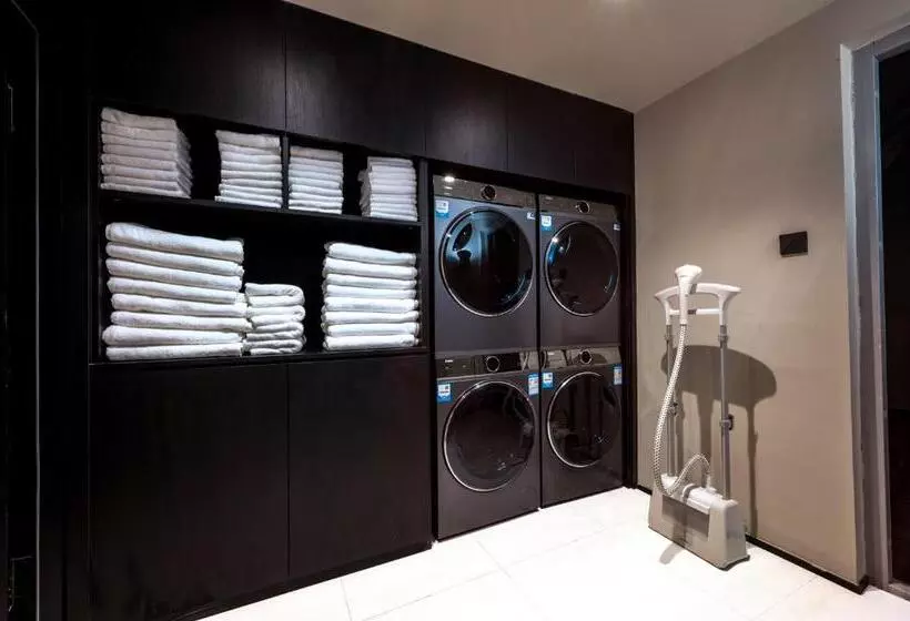 Hotelli Lex River View