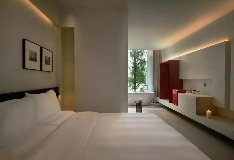 Hotelli Lex River View