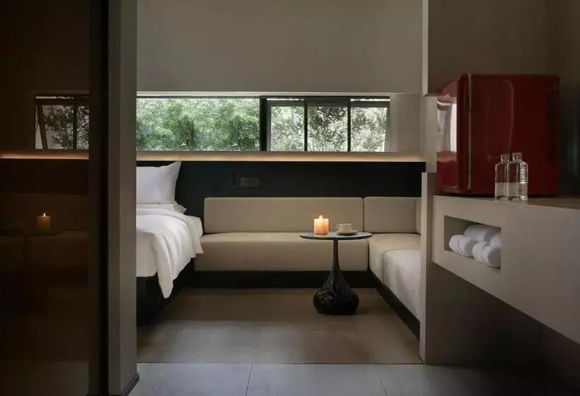 Hotelli Lex River View