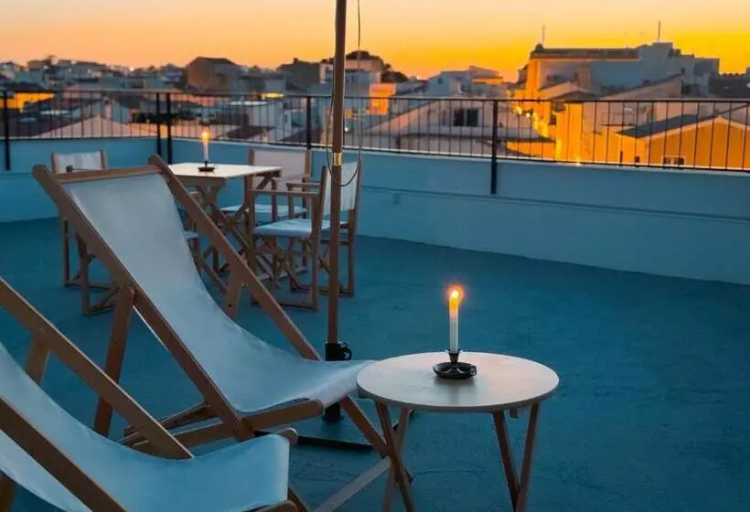 Retkeilymaja Hostal Sa Roqueta Mahon