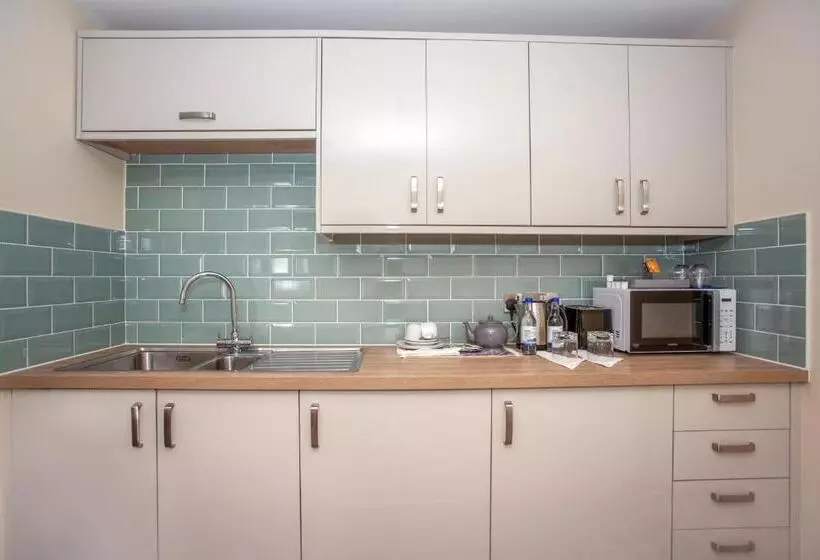 Retkeilymaja The Crown