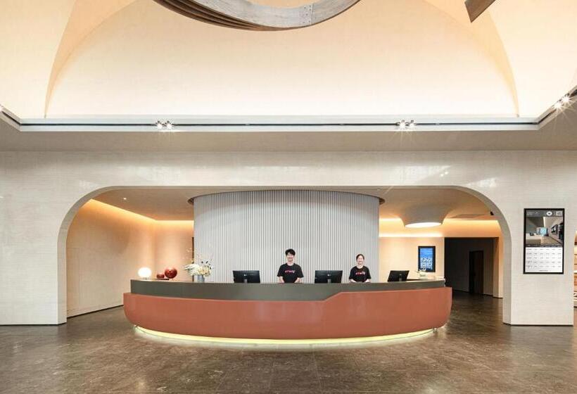 Atour Hotel Shanghai Lingang Wanda Plaza