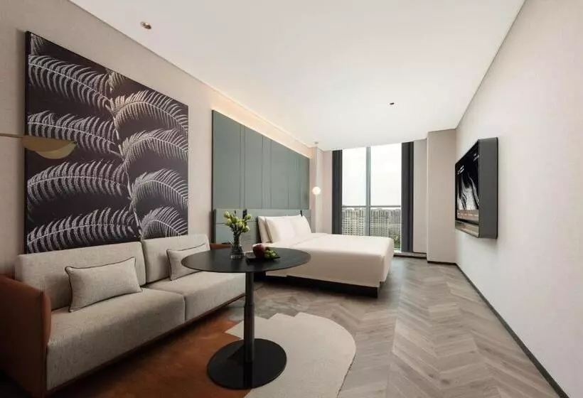 Atour Hotel Shanghai Lingang Wanda Plaza
