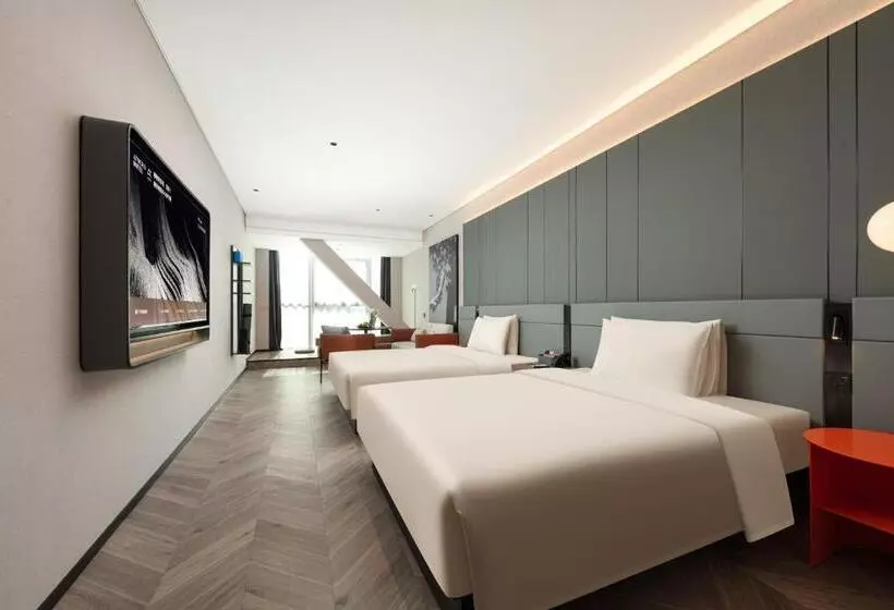 Atour Hotel Shanghai Lingang Wanda Plaza