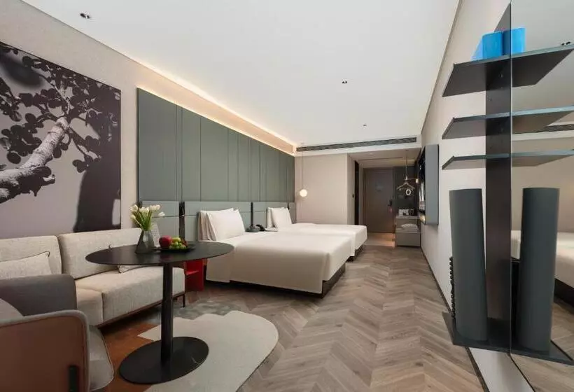 Atour Hotel Shanghai Lingang Wanda Plaza