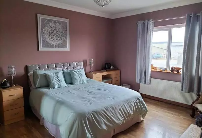 Aamiaismajoitus (B&B) Ballnamona House