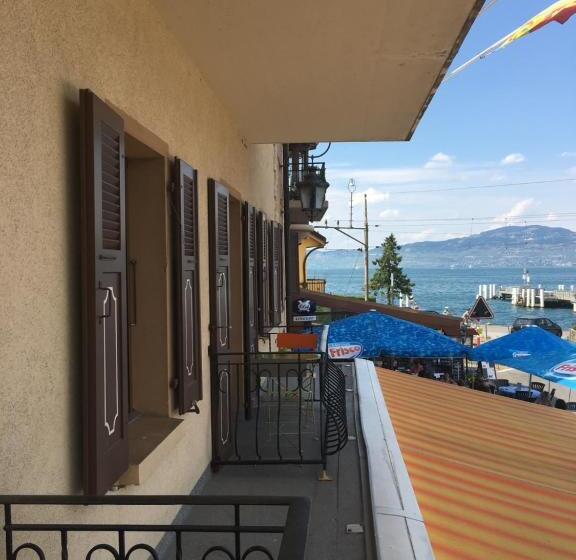 تختخواب و صبحانه La Batelière Bnb