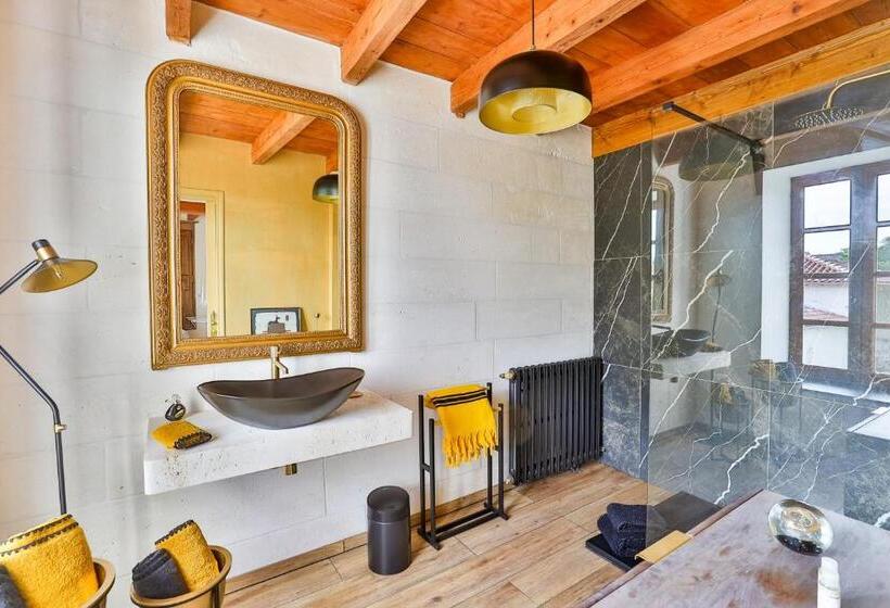 住宿加早餐  Le Logis De Roissac