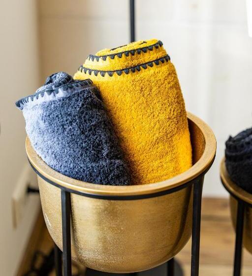 住宿加早餐  Le Logis De Roissac