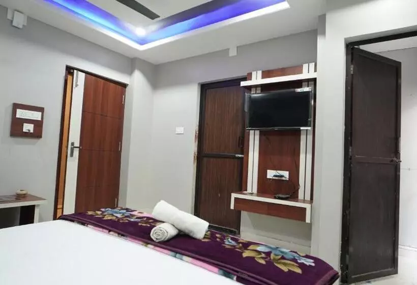 Hotelli Diya Lodge !! Near Toy Train Park !! New Digha !!