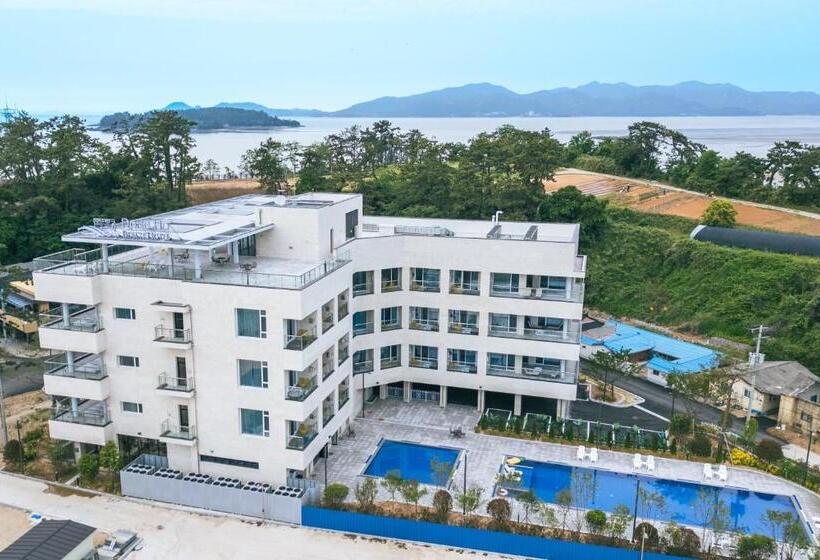 Hotel Dongho Beach