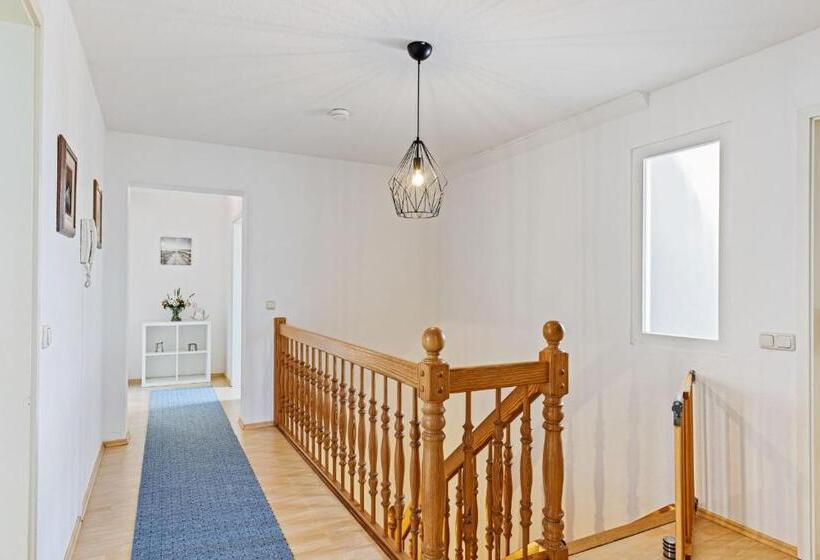 ホテル Ferienwohnung Flori S Ponyhof