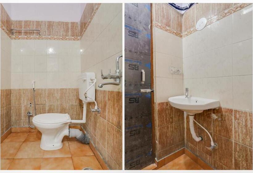 هتل Oyo Venus Inn