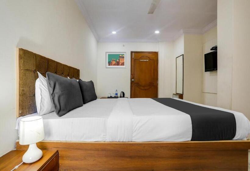 هتل Oyo Venus Inn