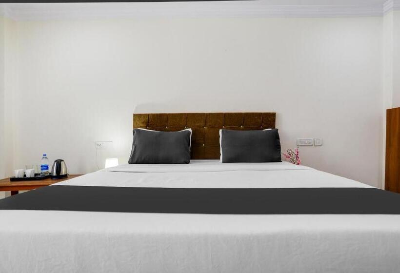 هتل Oyo Venus Inn