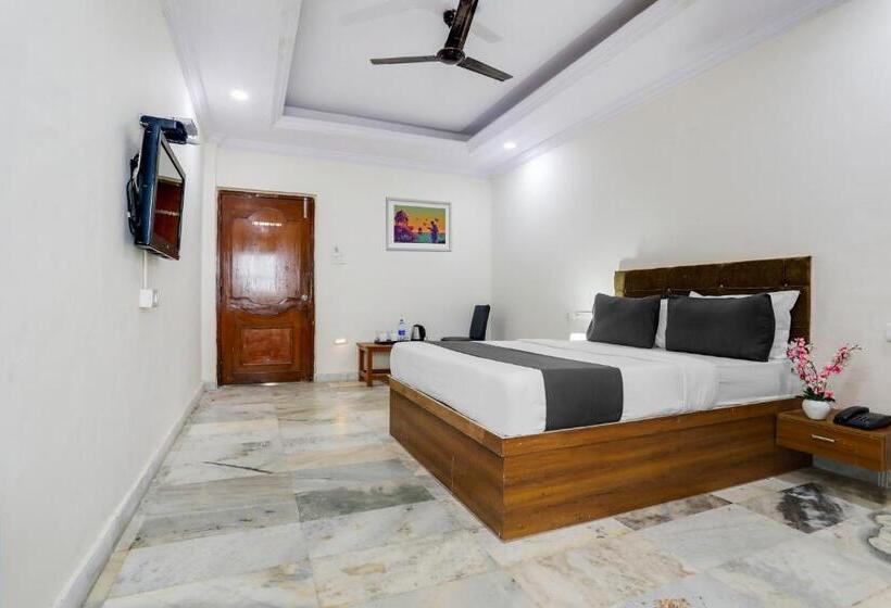 هتل Oyo Venus Inn