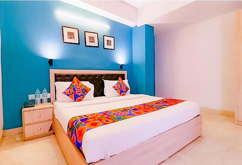 בית מלון כפרי Roomshala 173 Royal Inn Vinod Nagar