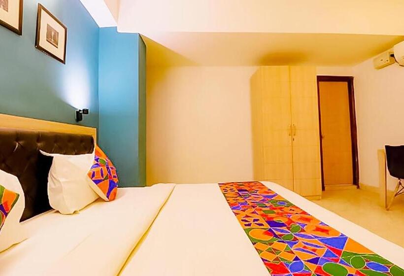 בית מלון כפרי Roomshala 173 Royal Inn Vinod Nagar