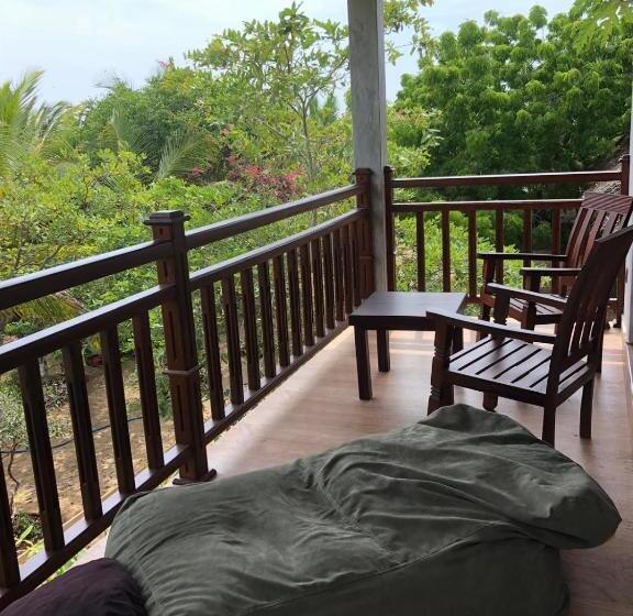 فندق Sababa Surf Cafe Whiskey Point