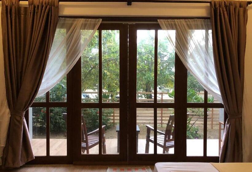 فندق Sababa Surf Cafe Whiskey Point