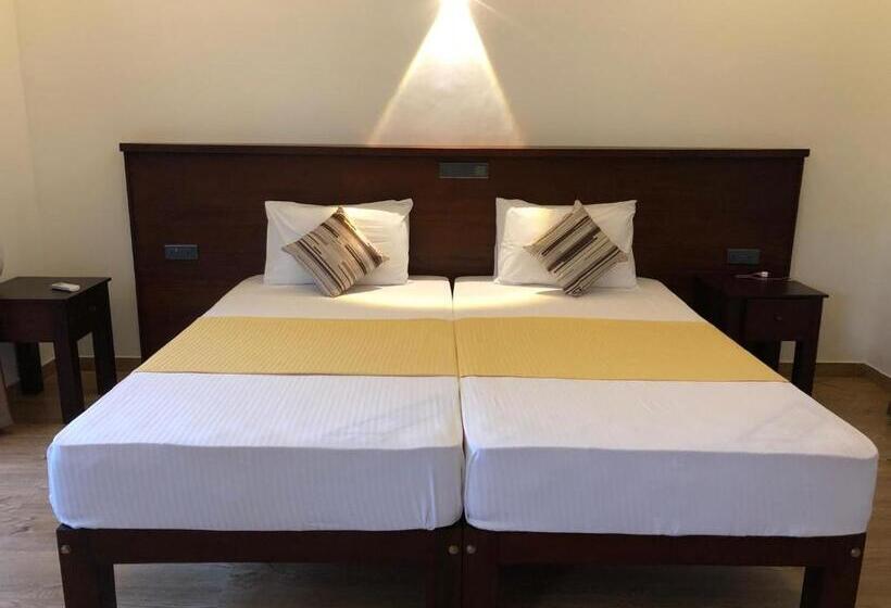 فندق Sababa Surf Cafe Whiskey Point